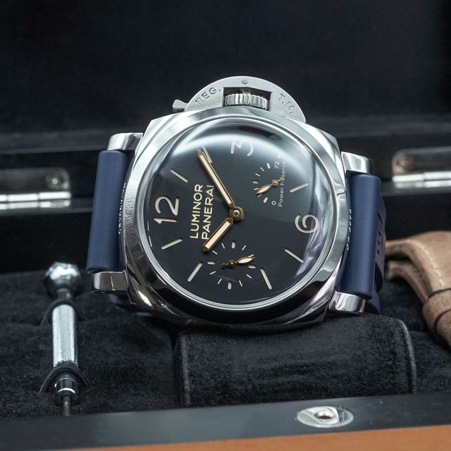 Panerai Luminor Power Reserve PAM00423 Image 2